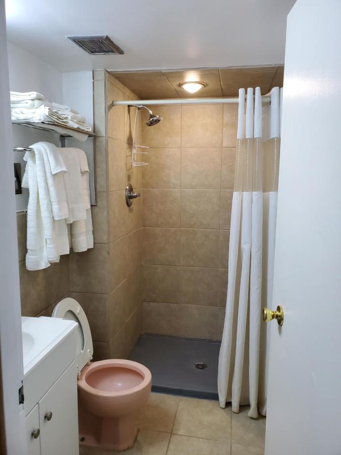 Budget Inn Of 湾城 外观 照片