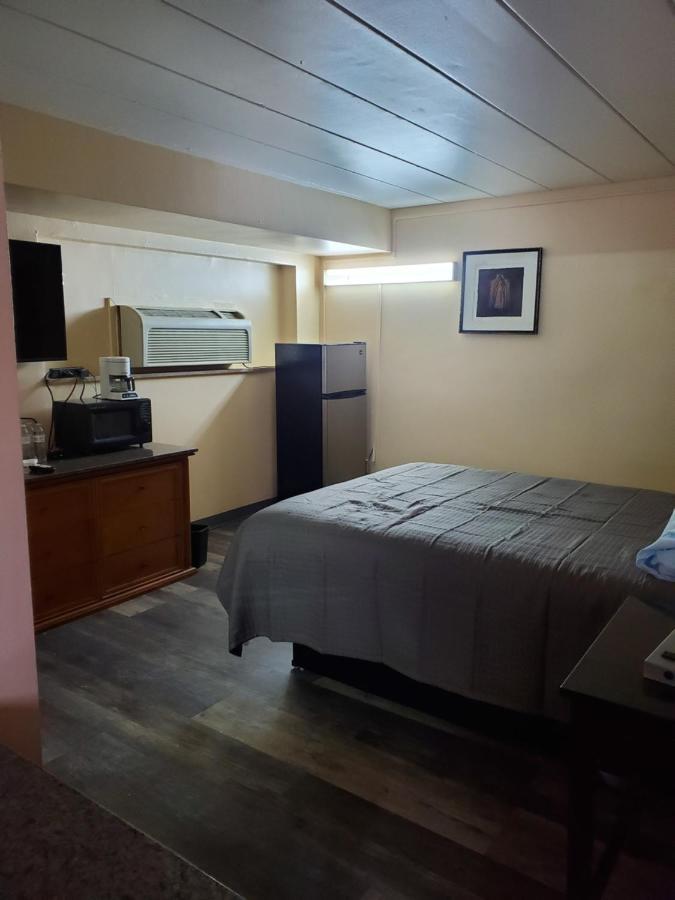 Budget Inn Of 湾城 外观 照片