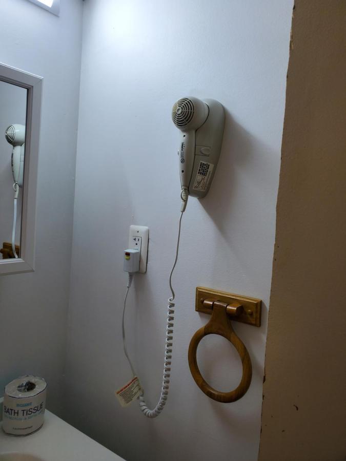 Budget Inn Of 湾城 外观 照片